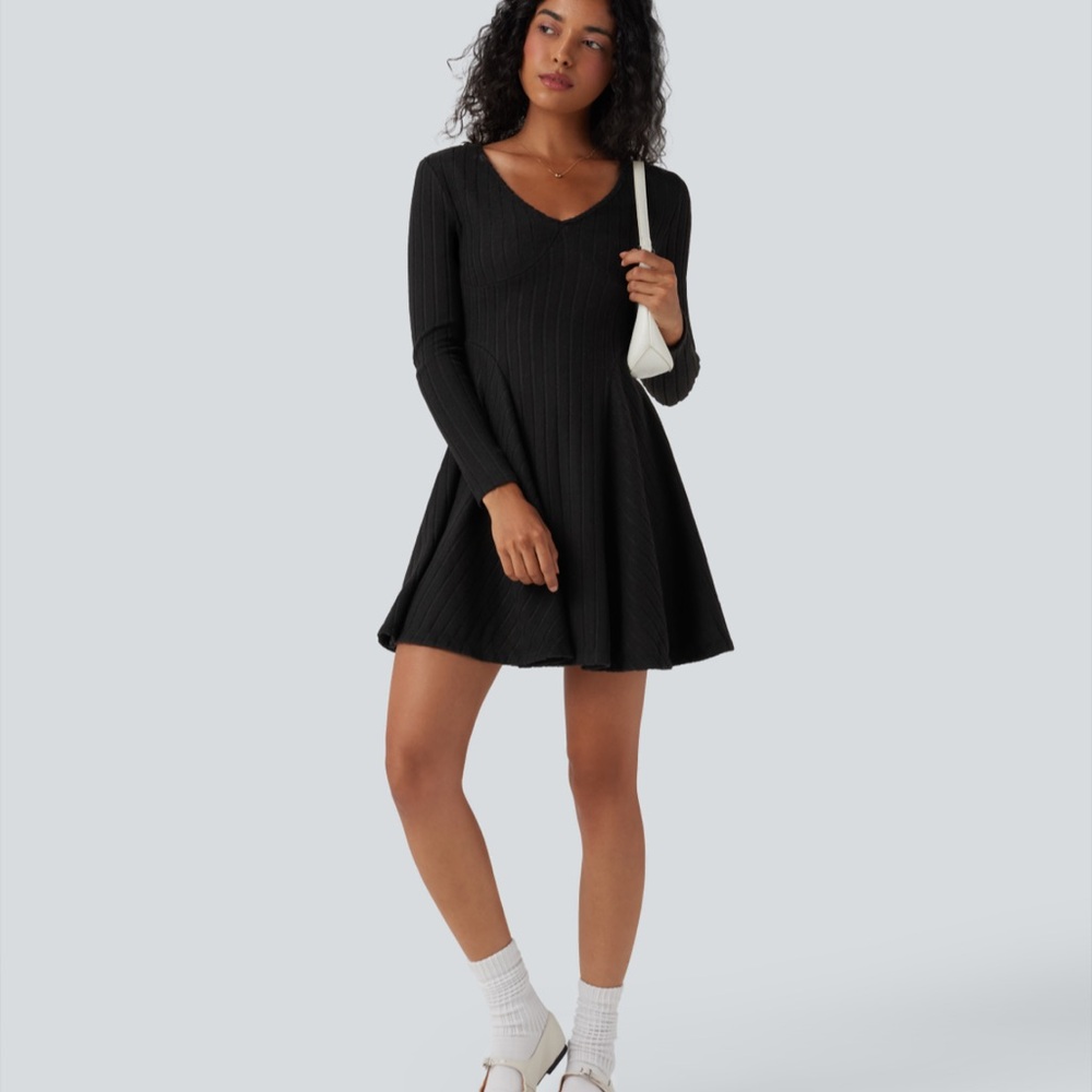 ✨Halara Ribbed Knit V-Neck Long Sleeve Flare Mini Dress – Black | Size S✨